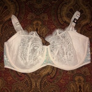 NWT Victoria’s Secret Wicked Bra 34DDD